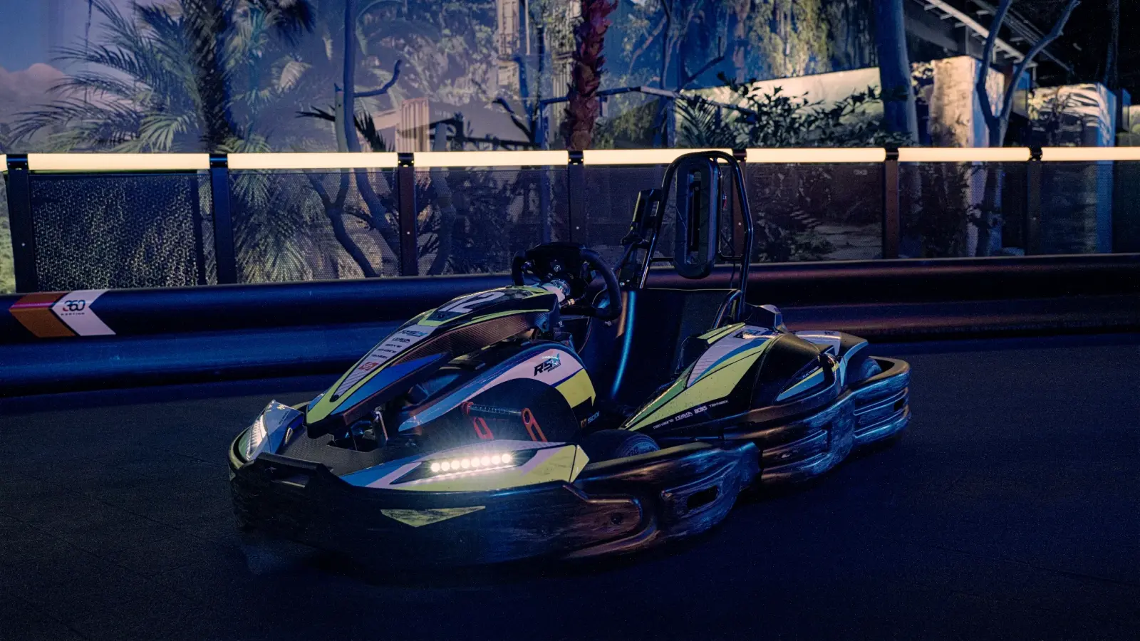 Findora Silver Racing mit E-Kart Racing und Action Games nahe Leipzig, Halle und Nova Eventis